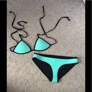 Triangl bathing suit set
