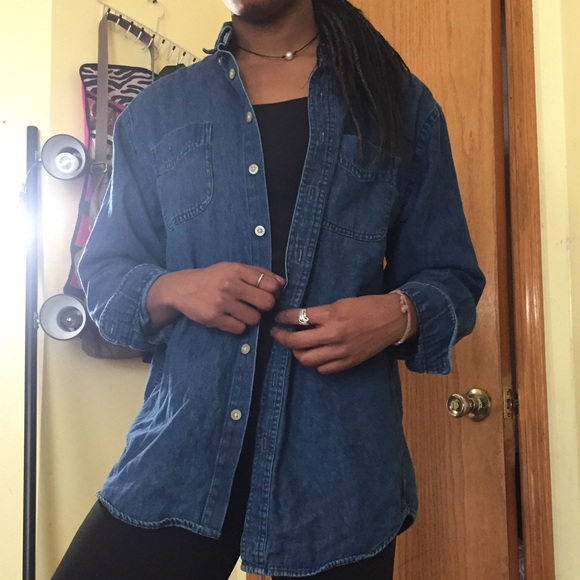 Large Oversized Light Denim Jacket - Picture 2 of 3