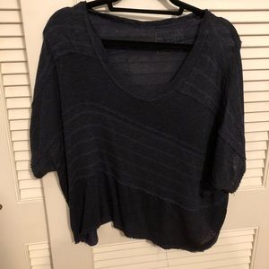 Free people. Navy. Sweater. Short sleeve