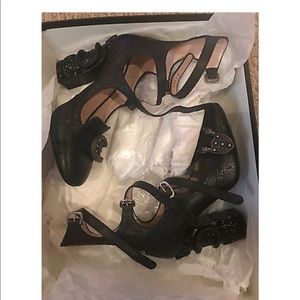 Gucci heels