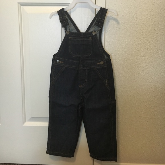 Wrangler jean overalls and two Gap shirts - Picture 1 of 1