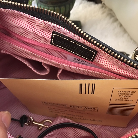 💕Dooney & Bourke Barrel Bag - Picture 5 of 8