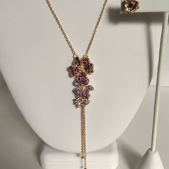 Golden Wildflower Necklace and Earring Set - Picture 4 of 4