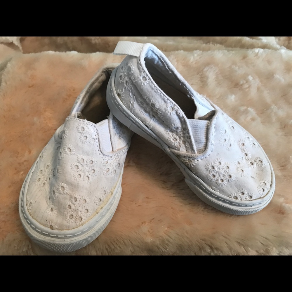 White Eyelet shoes