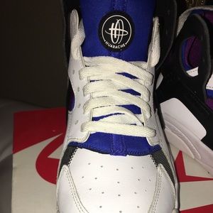 High top Huaraches