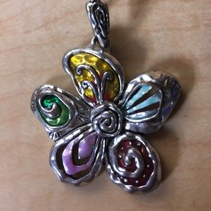 Pretty flower pendant