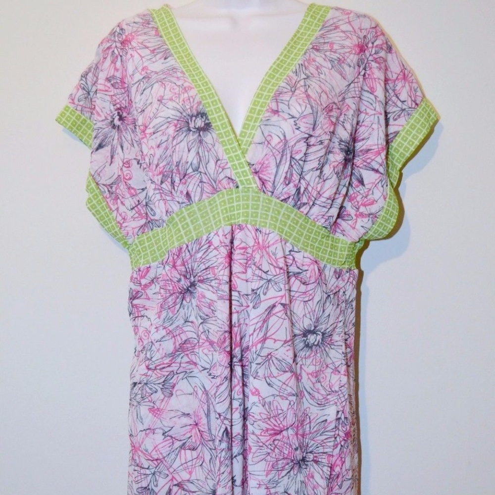Large Sweet Pea Pink Green Top