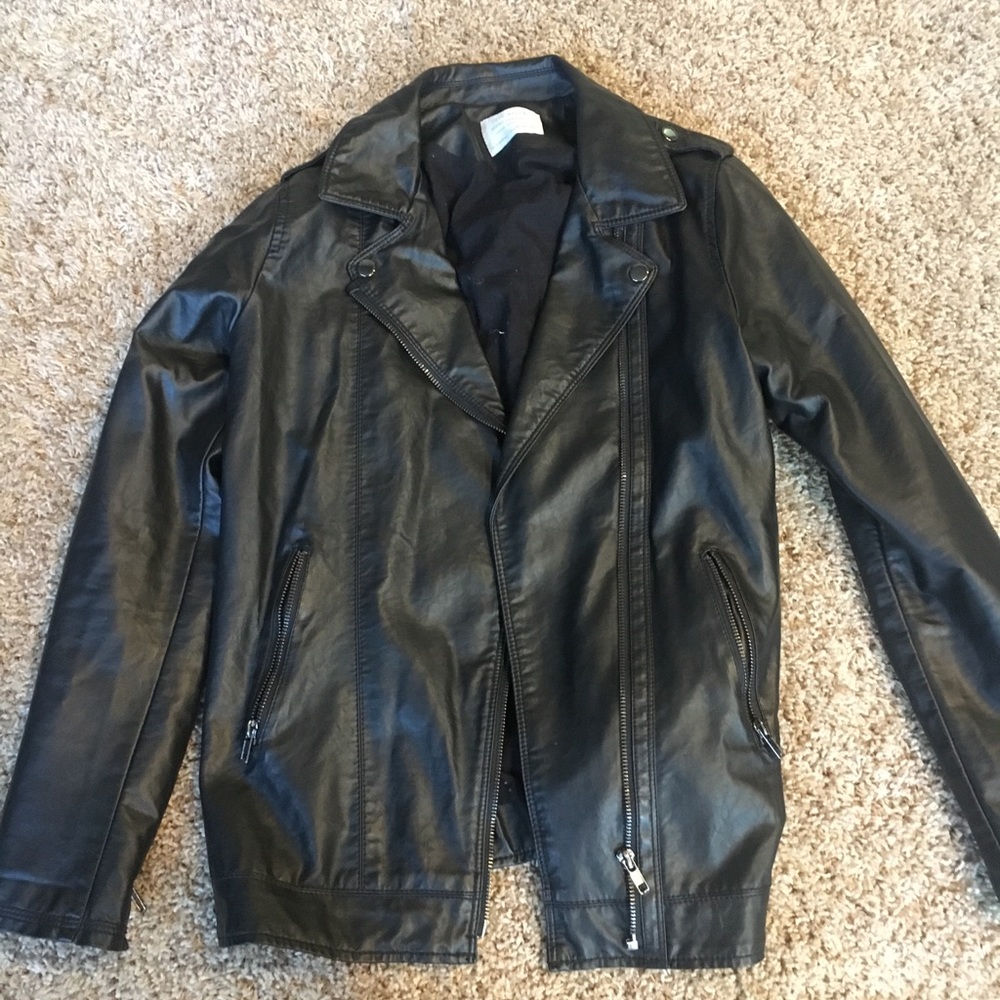Leather jacket - Picture 2 of 3