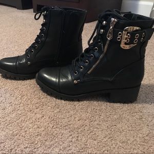 Guess ankle boots