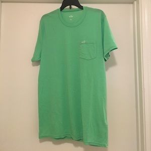 Hollister Tee Men’s Size Small w/ Pocket