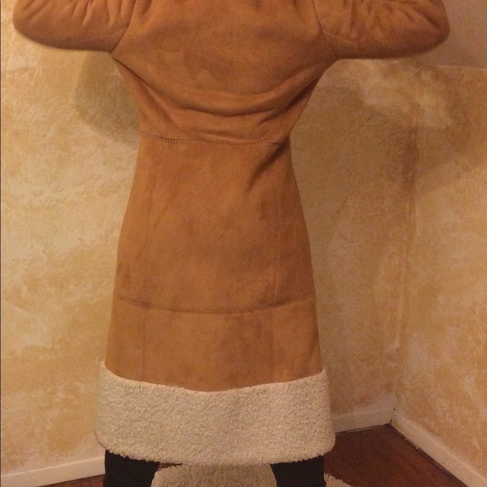 Coat - Picture 4 of 5