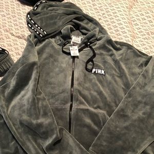 NWT VELOUR PINK SWEATSUIT