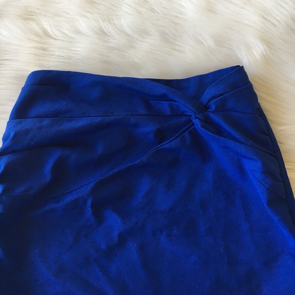 H&M™ Royal Blue Mini Skirt - Picture 3 of 4