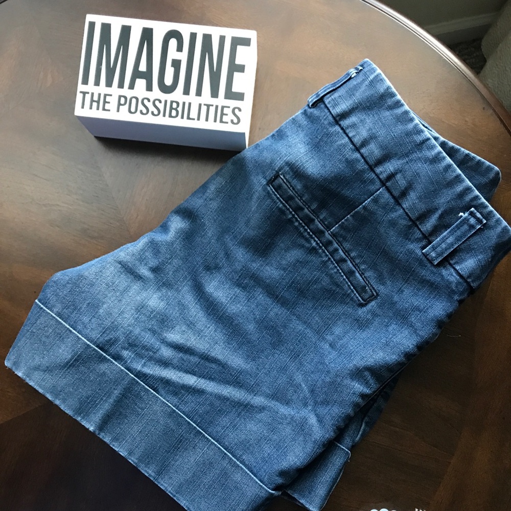Express Jean Shorts 🔹 - Picture 3 of 5