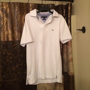 Tommy Hilfiger collared shirt