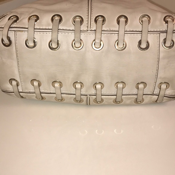 ✨Authentic Michael Kors handbag✨ - Picture 4 of 7