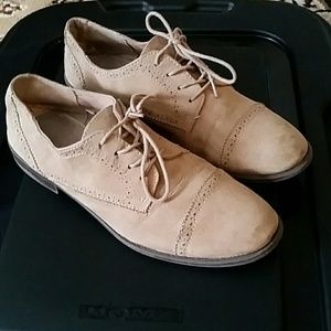Tan Oxfords of Suede Like Material Neutral Color