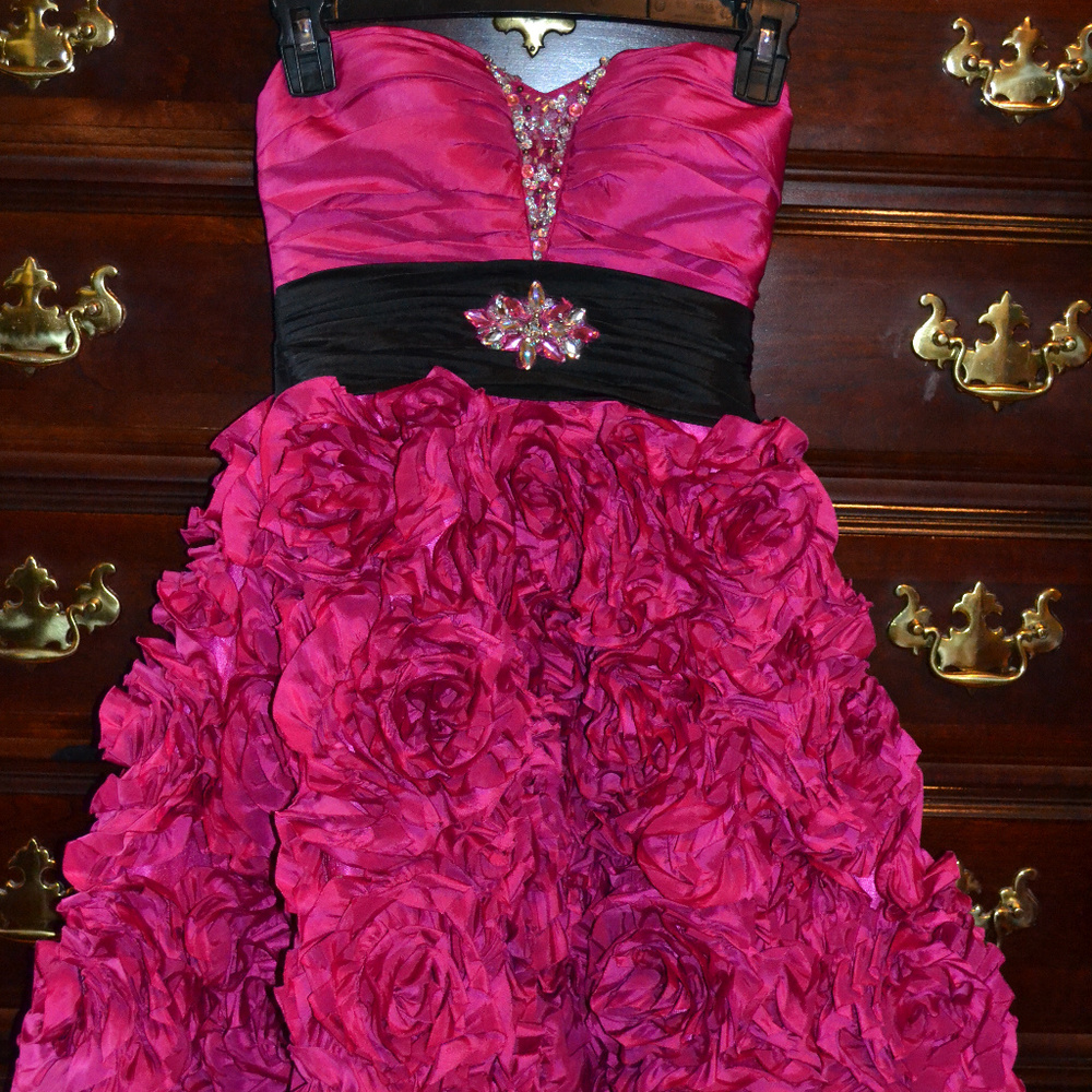 Kiss Kiss Dress, Size 2