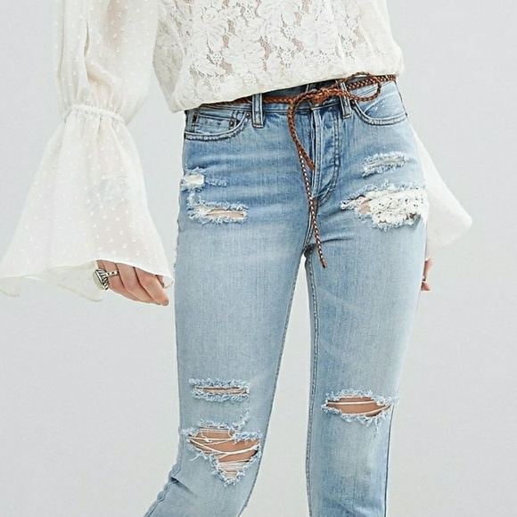 Free People Denim - 🎀NWT🎀 FREE PEOPLE LACEY POCKET DESTROYED JEANS