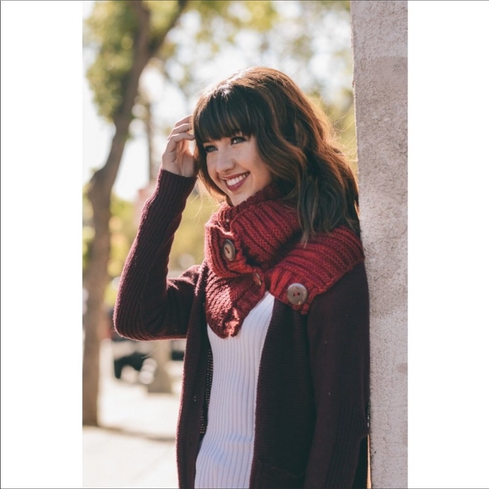 Red Infinity Scarf