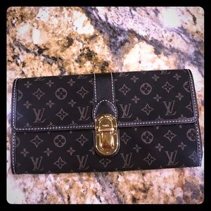 ♥️SOLD♥️Louis Vuitton Mini Lin long wallet