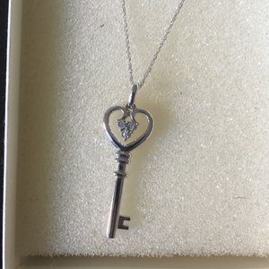 Kays Key necklace