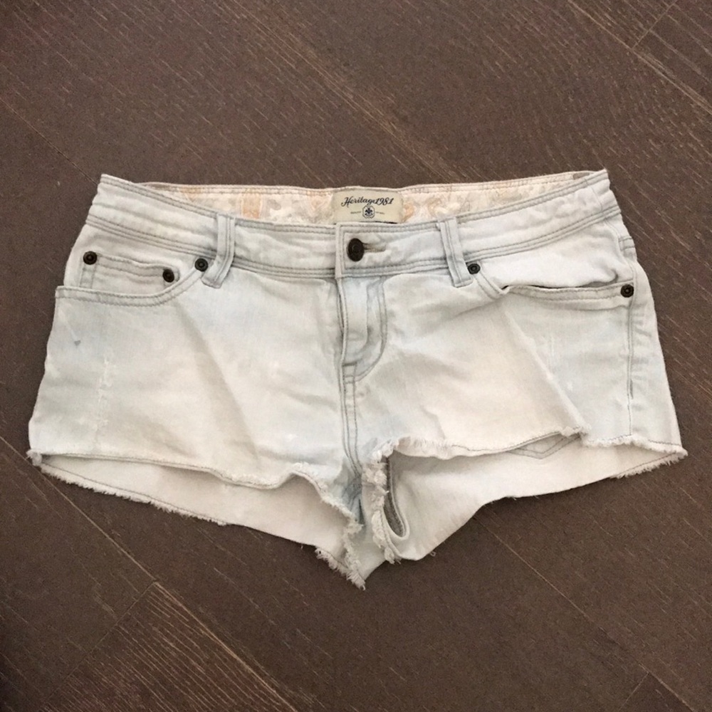 Light denim shorts