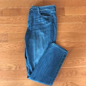 Loft skinny Curvy Jean. EUC