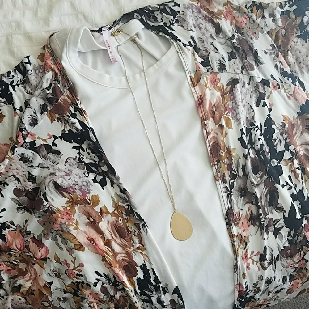 Short sleeve kimono