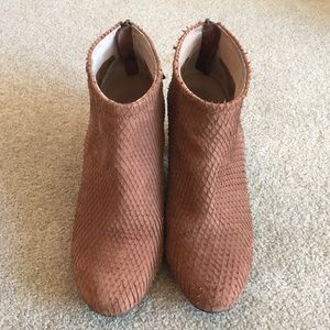Lien.Do (Anthropologie) Brown Ankle Booties