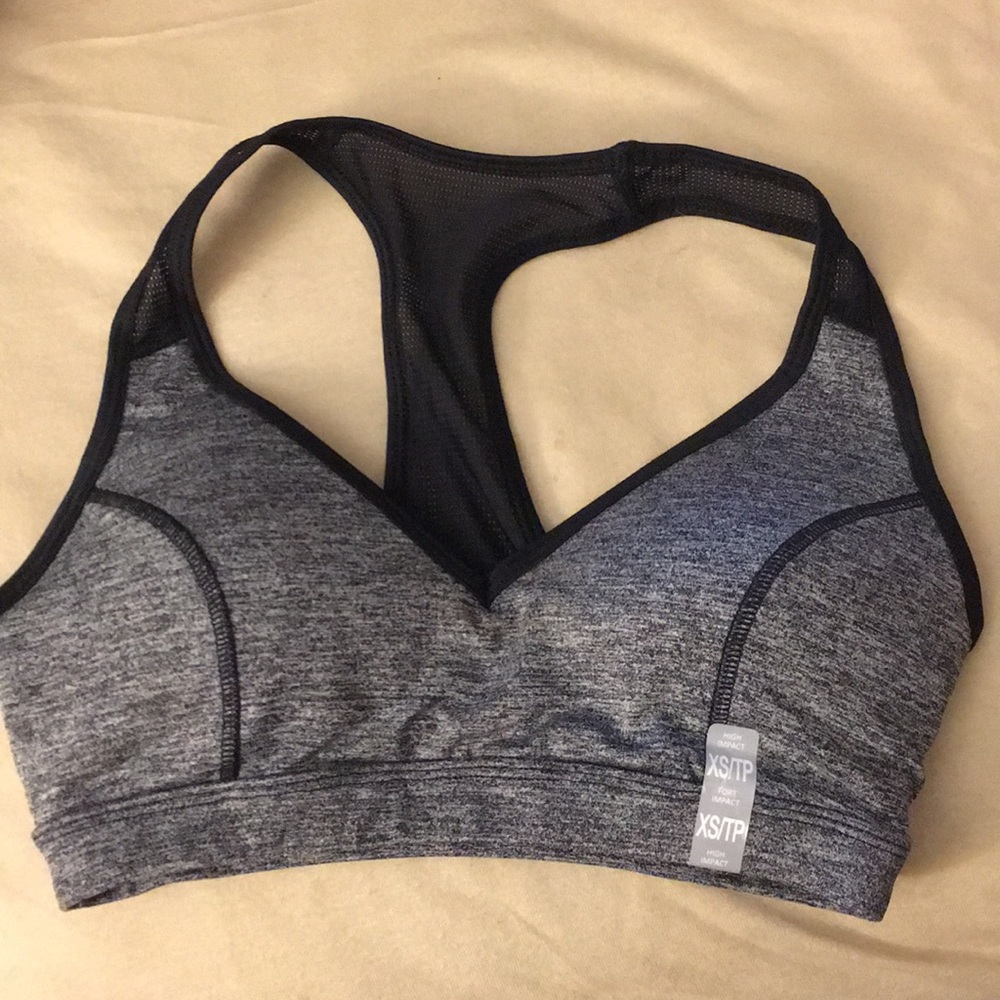 Sports bra