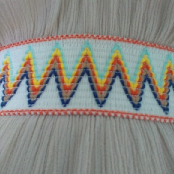 🌵🦂 Desert Vibe Tan Romper 🦂🌵 - Picture 3 of 3