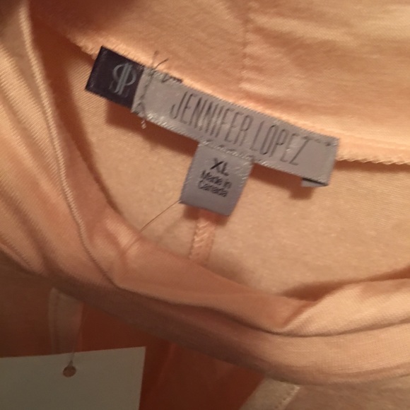 New top - Picture 2 of 2