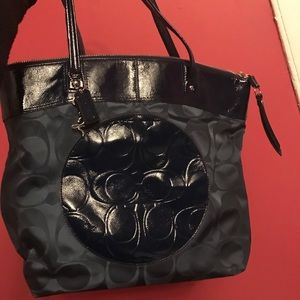 Navy coach tote