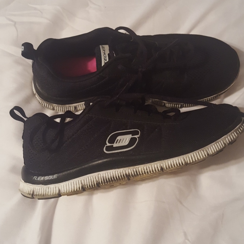 Skechers Memory Foam Sneaker