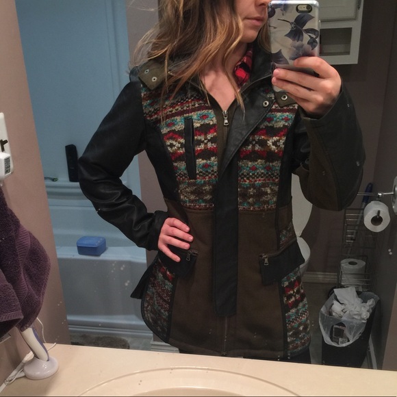 SOLD - Picture 1 of 2