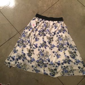 NWT UNICORN LULAROE LOLA SIZE MEDIUM
