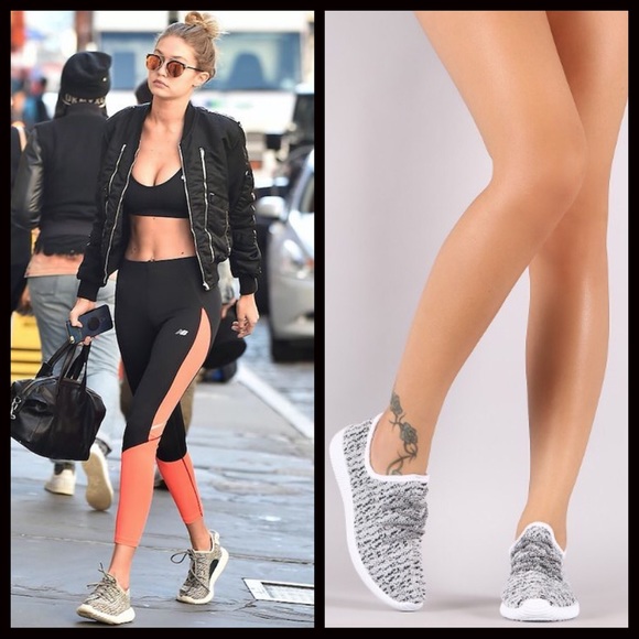 Shoes - CLEARANCE‼️Slip on Sneakers