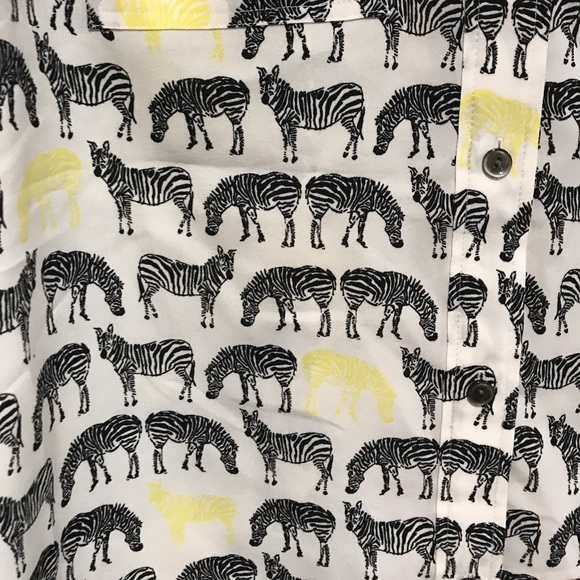 Button up blouse - Picture 2 of 2