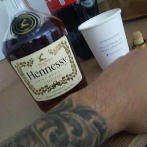 Meet your Posher, Adrian