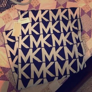 Michael Kors scarf