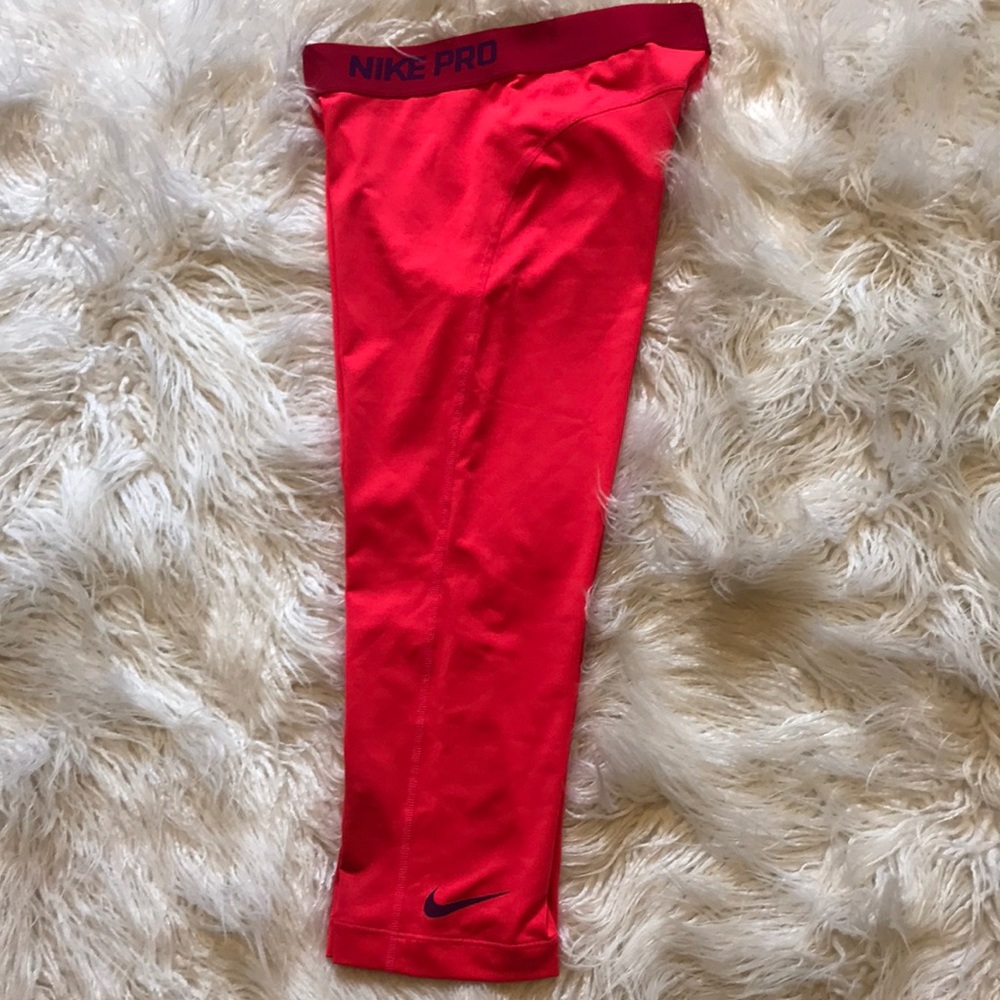 Nike Pro Dry Fit Capri