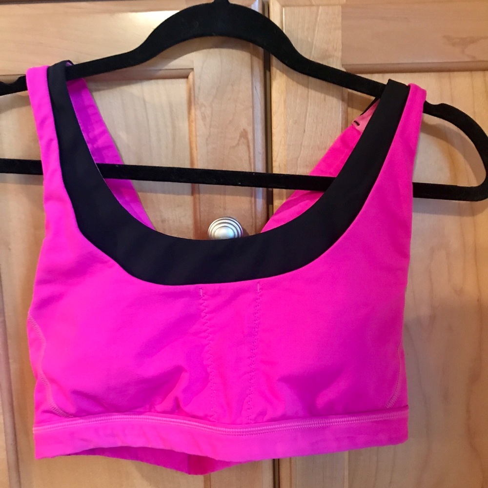 Lululemon Run on Bra