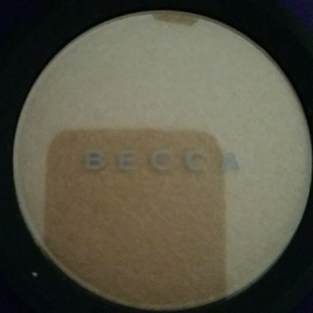 BECCA Shimmering Skin Perfector Pressed