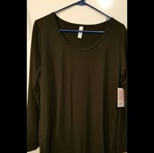 NWT Lularoe Solid Black Large Lynnae