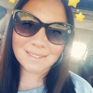 Meet your Posher, Sheena