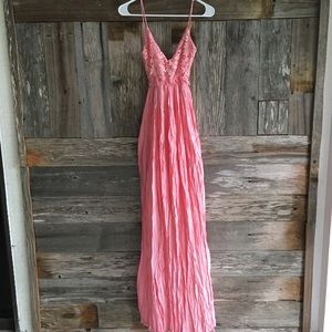 Backless Maxi Dress