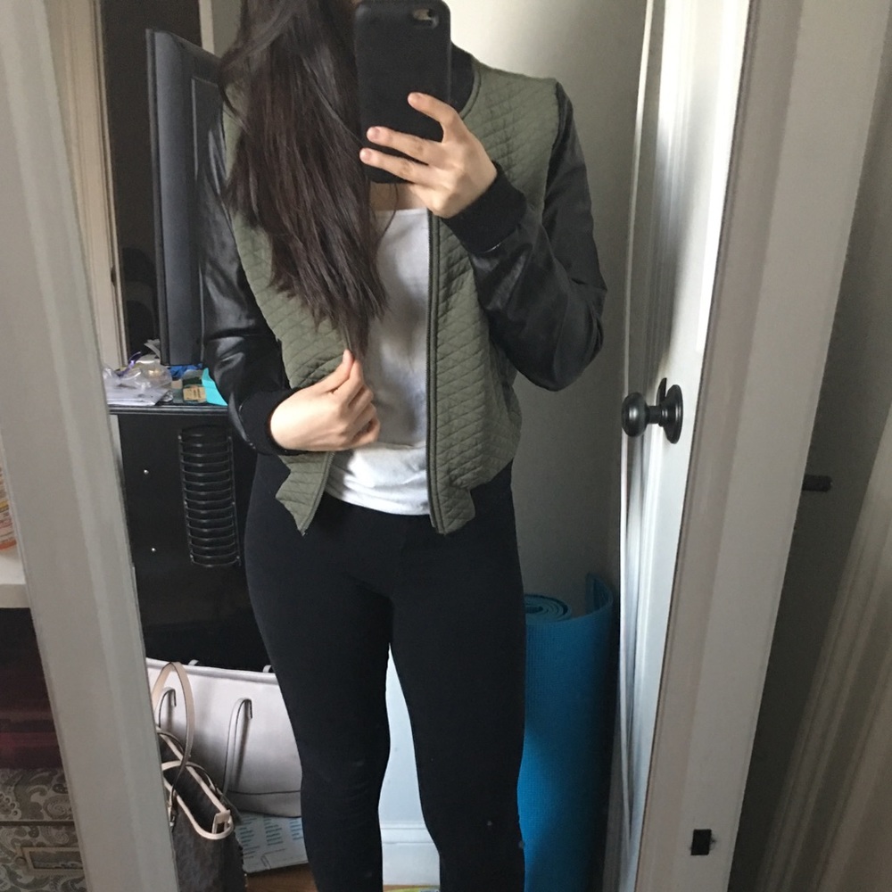 ❗️Olive green sweater