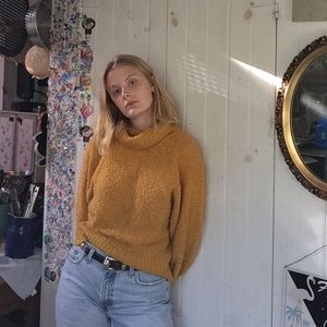 Meet your Posher, Liv