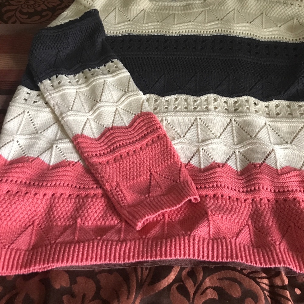 Sweater - Picture 3 of 3